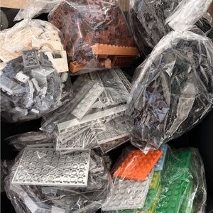 Assorted Legos Loose - 2lbs
